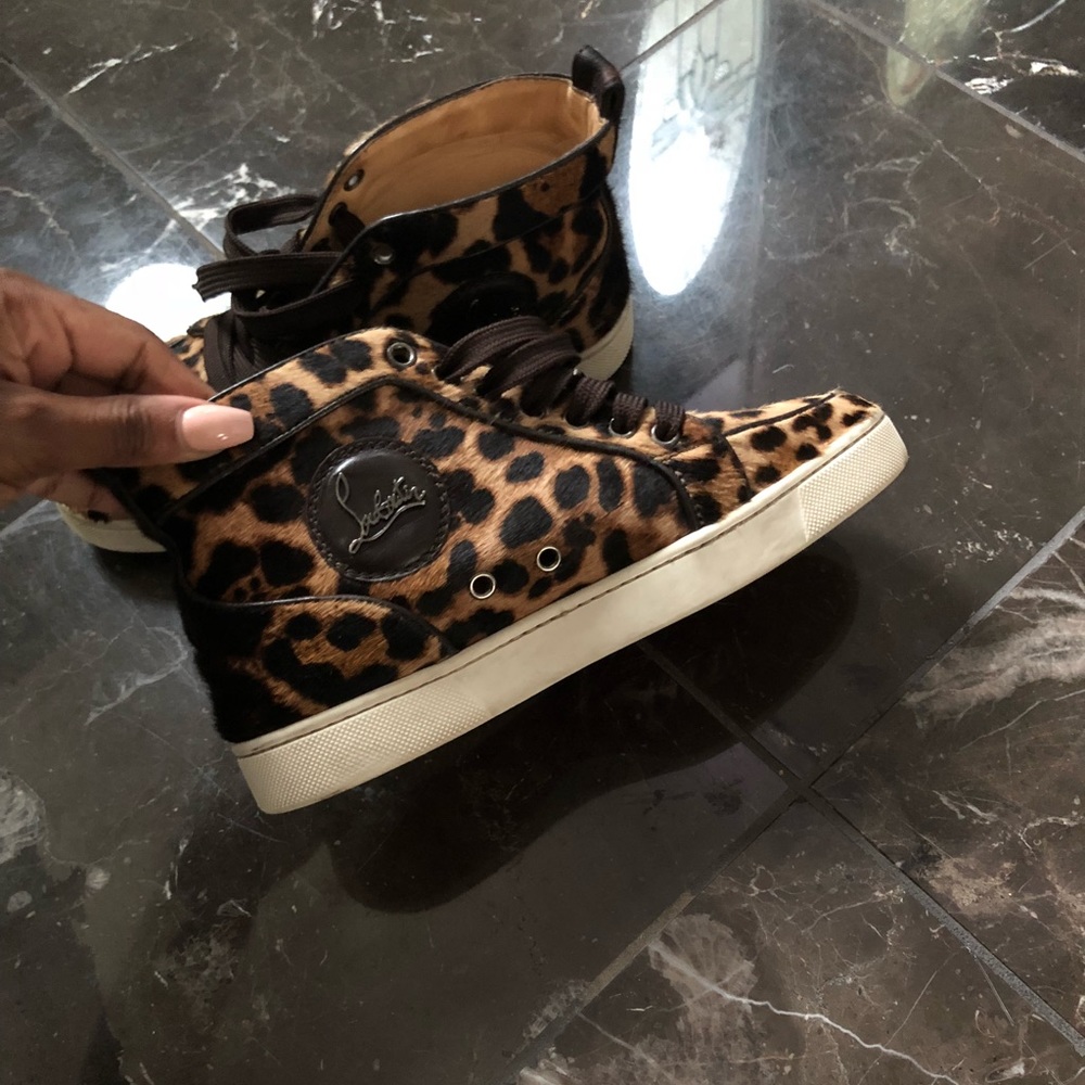 Leopard print Louboutin sneaker 6.5